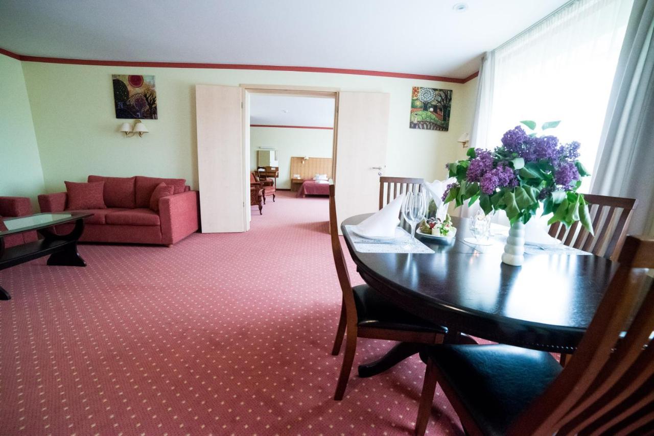 Hotel Tigra Priekuli Luaran gambar