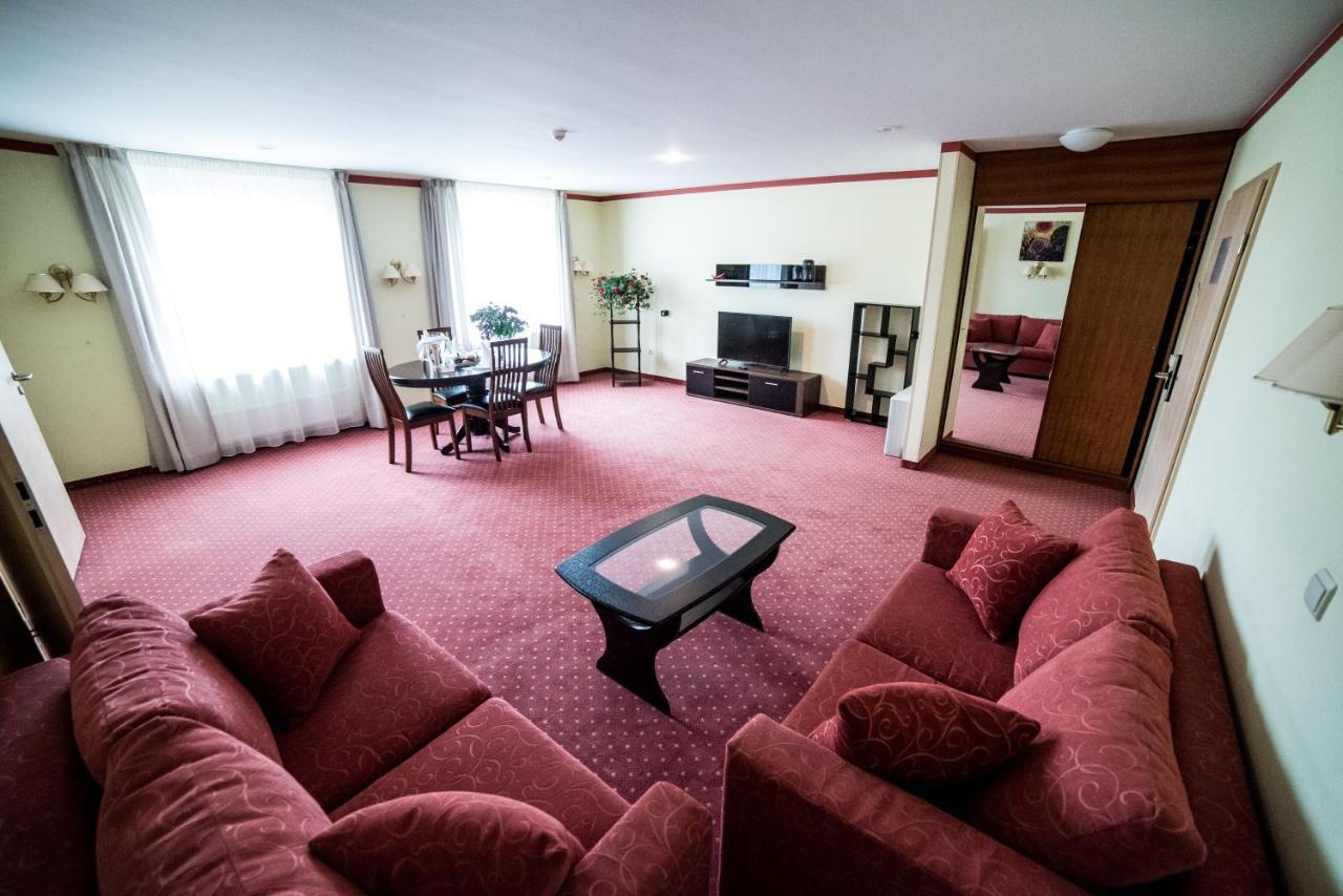 Hotel Tigra Priekuli Luaran gambar