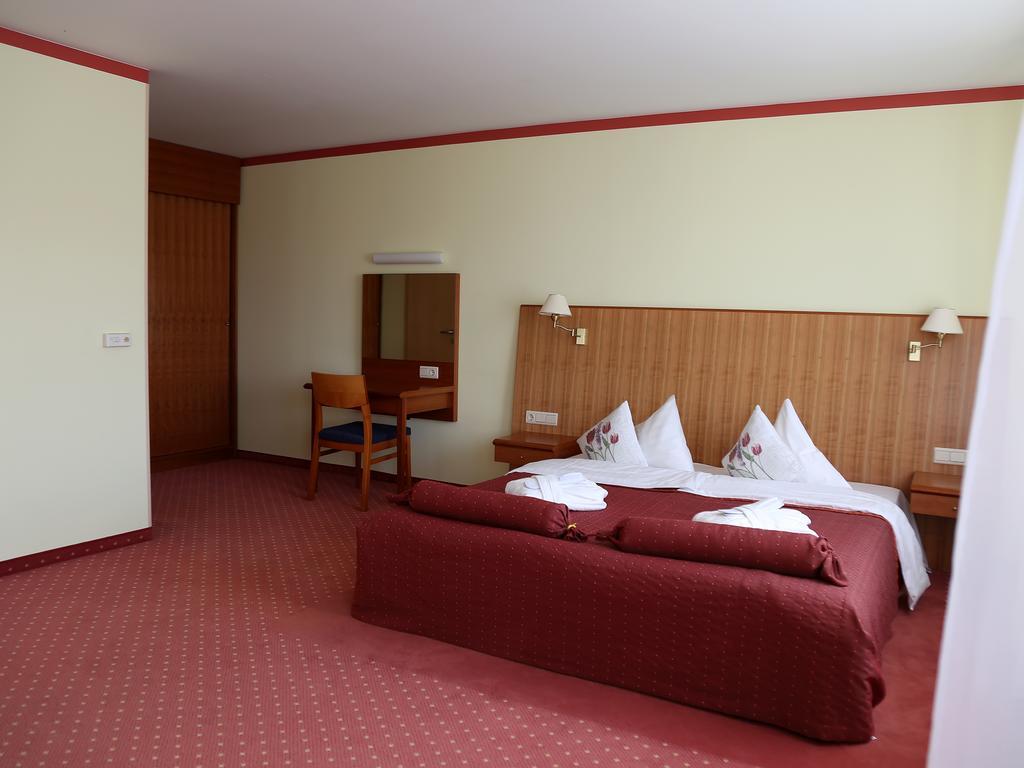 Hotel Tigra Priekuli Luaran gambar