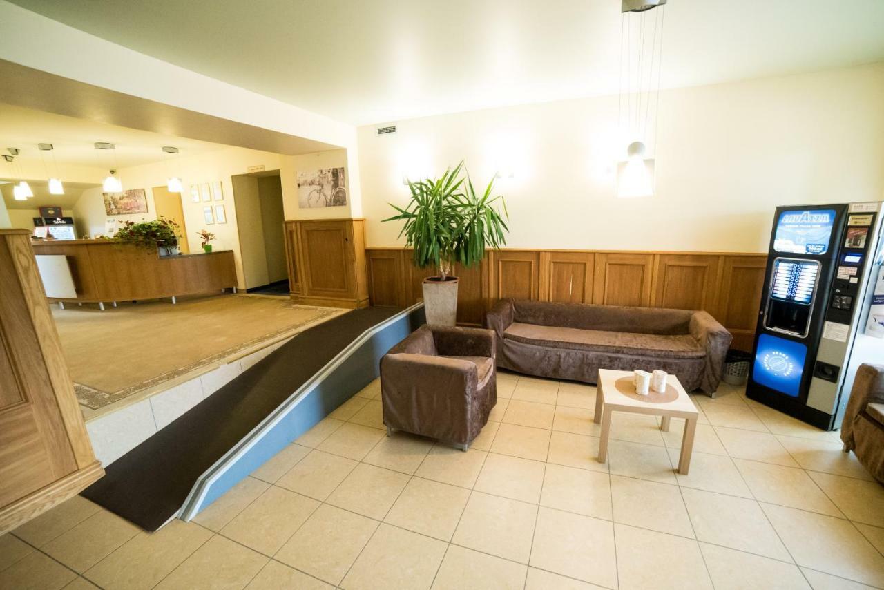 Hotel Tigra Priekuli Luaran gambar